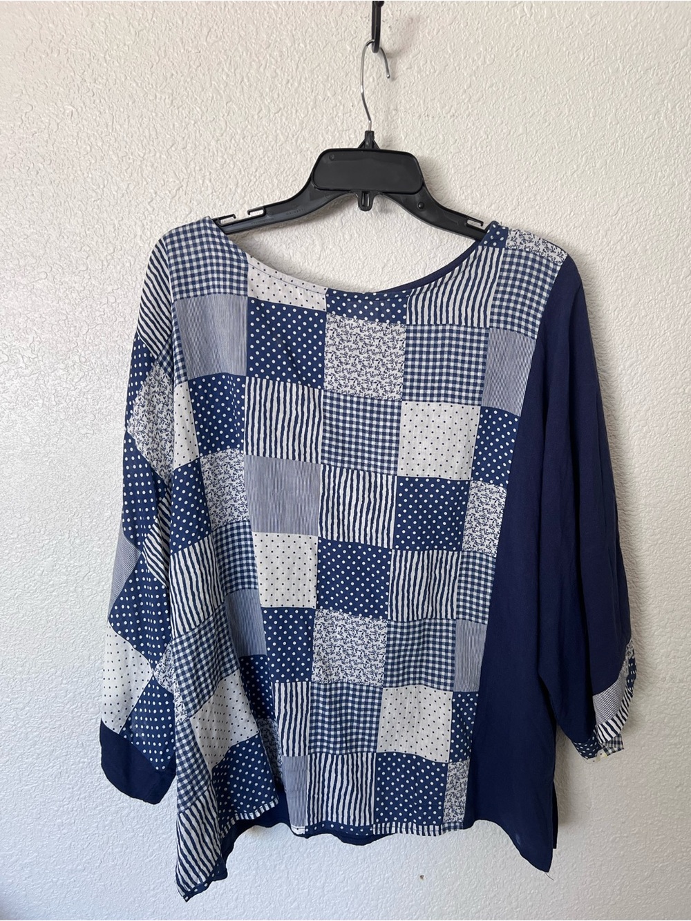 Suzanne Betro Navy and White Patchwork Tunic Top size S see measurements